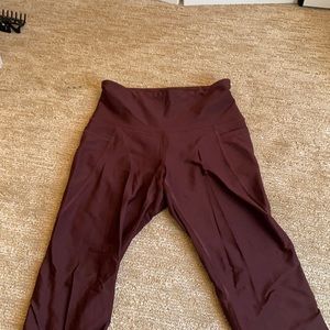 Burgundy Elevate leggings from Old Navy, size 4